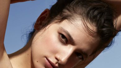 Thu đi để lại lá vàng, mụn đi để lại trăm ngàn đớn đau - Ảnh: Internet