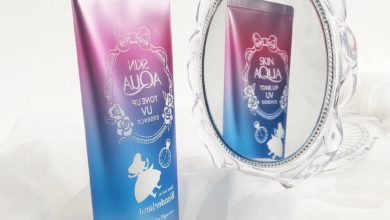 Review kem chống nắng Skin Aqua Tone Up UV Essence SPF 50+ PA++++