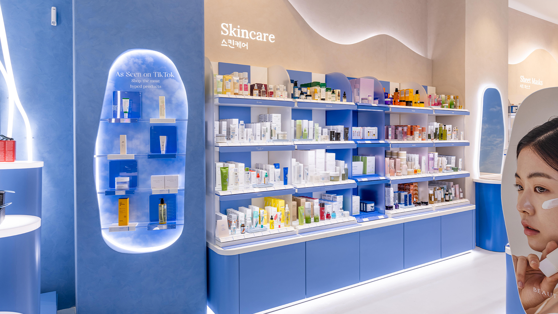 Sản phẩm CICA skincare K-Beauty trên kệ cửa hàng