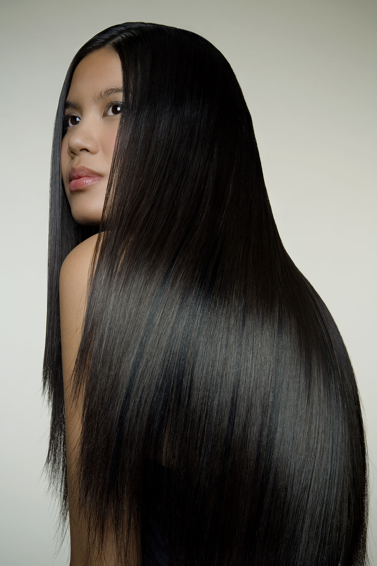 Tóc bóng mượt chắc khỏe nhờ keratin tự nhiên